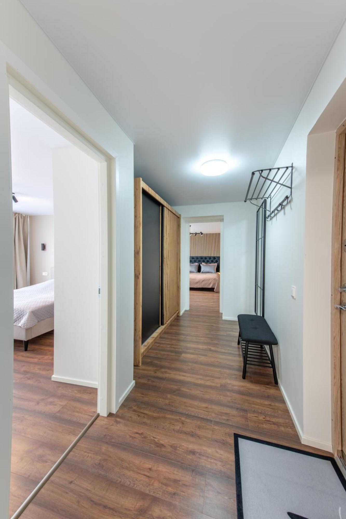 Stiklo Apartamentai Radviliskis Exterior photo